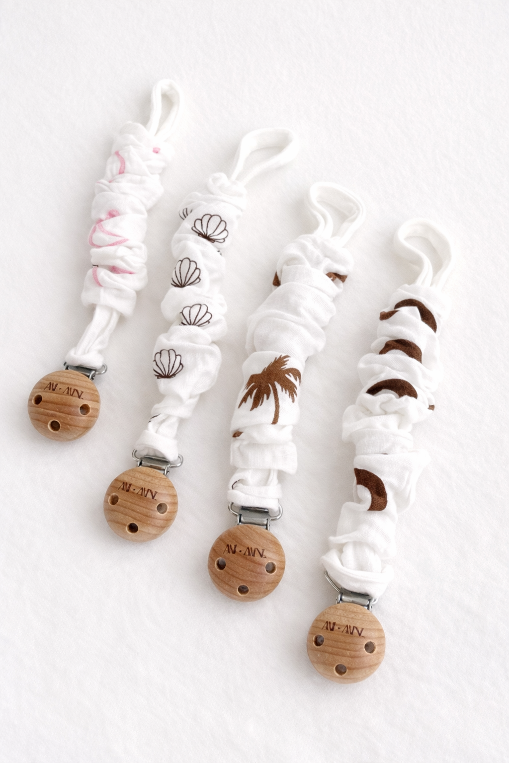 Pacifier Chain Scrunch